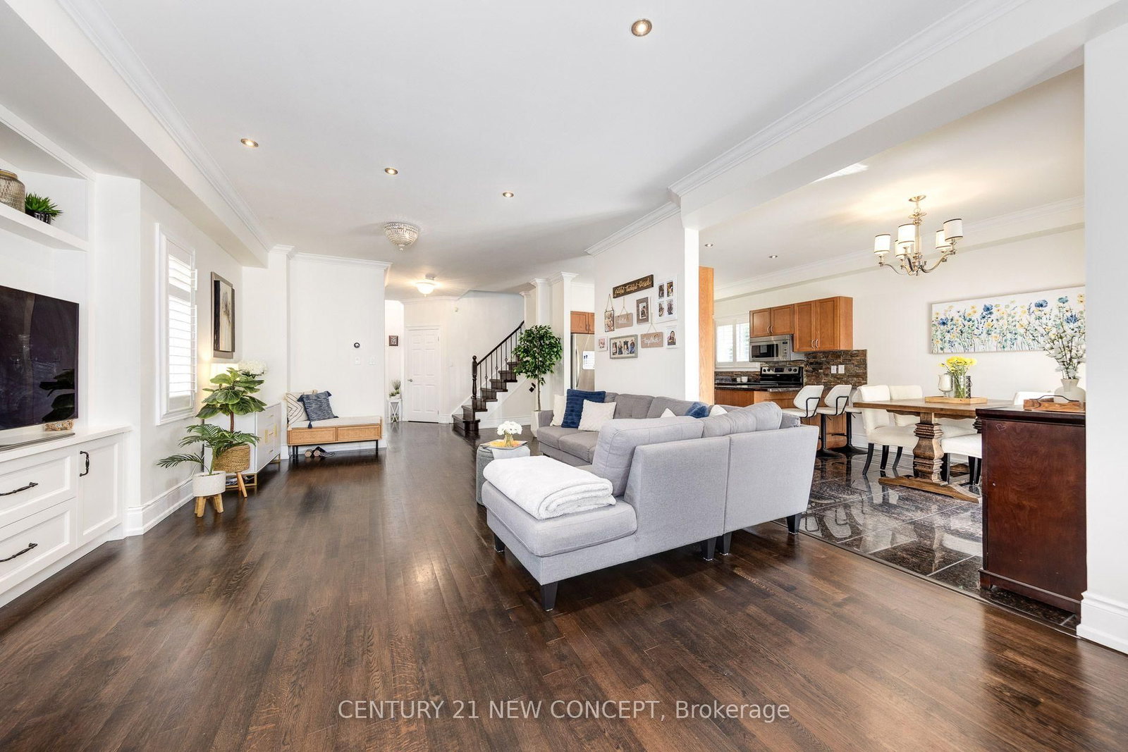 2587 Carberry Way • Oakville, ON photo 12