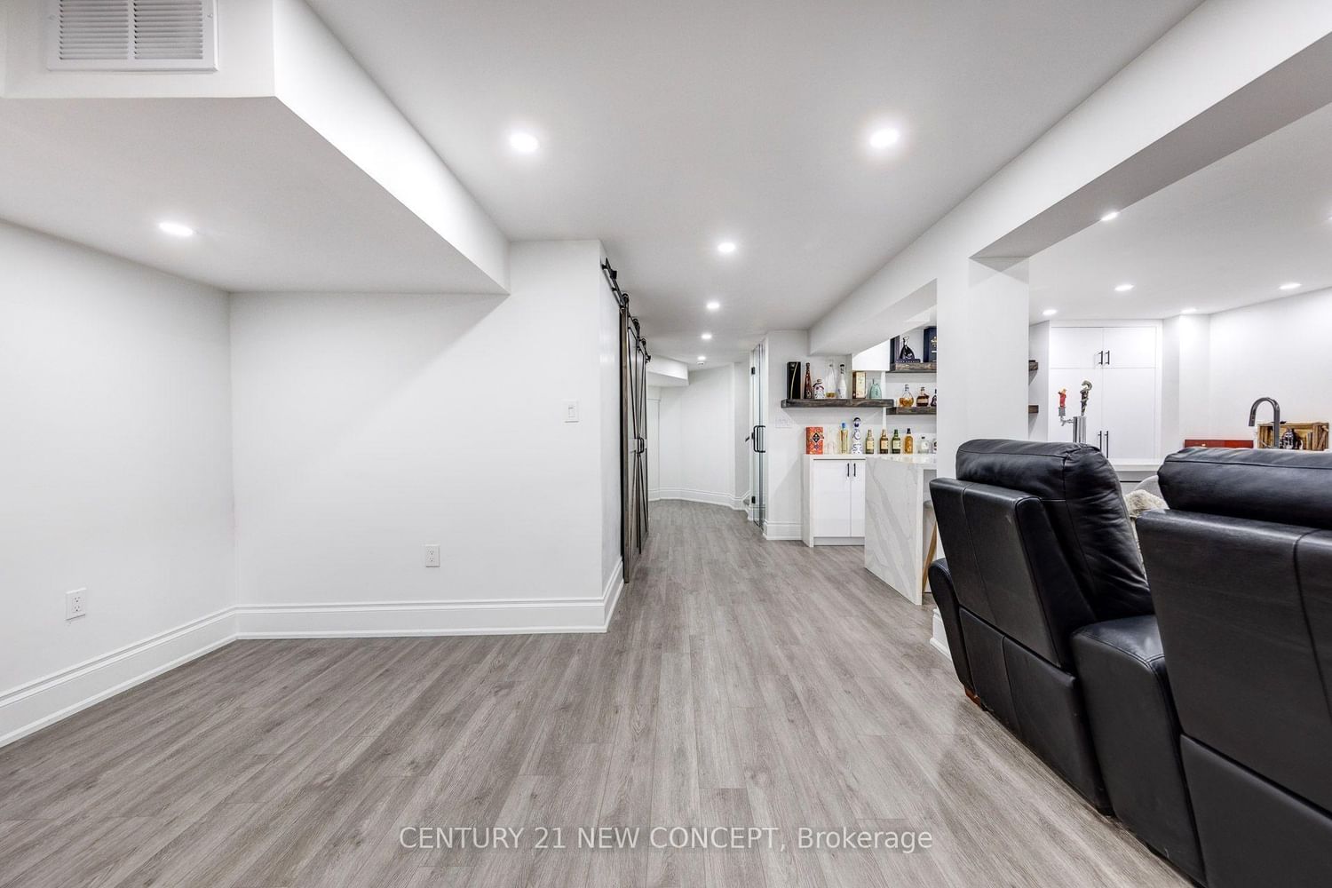 2587 Carberry Way • Oakville, ON photo 45