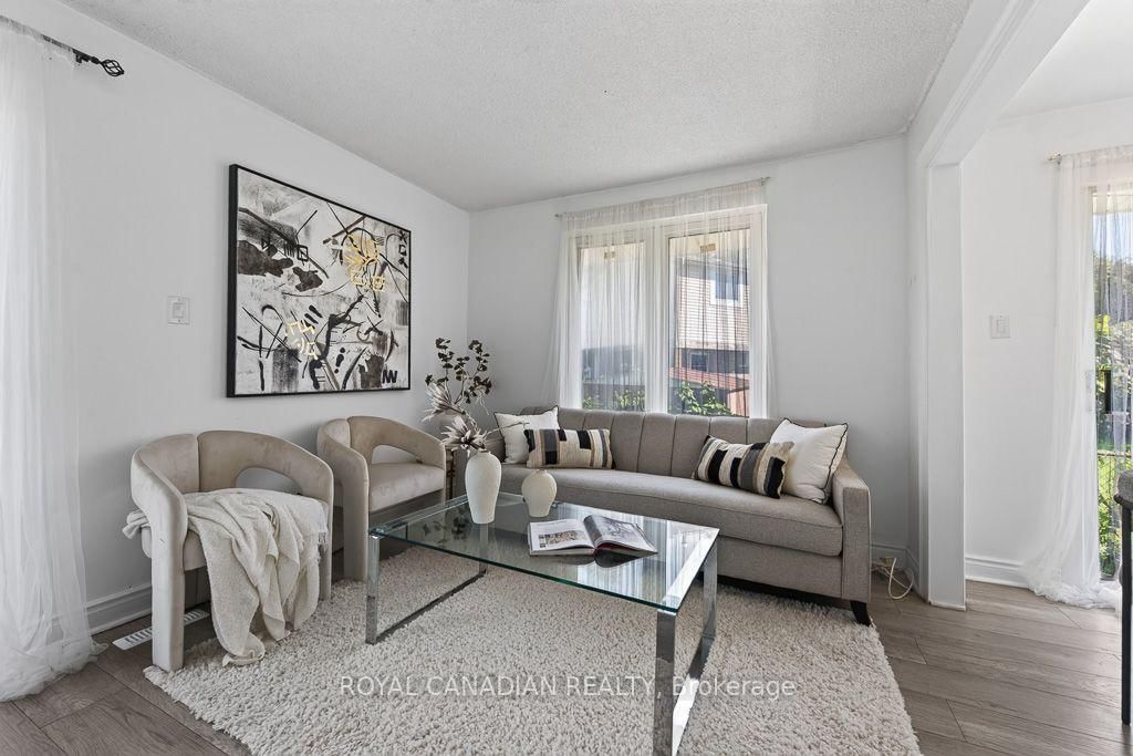 6 Damascus Drive • Toronto, ON photo 11
