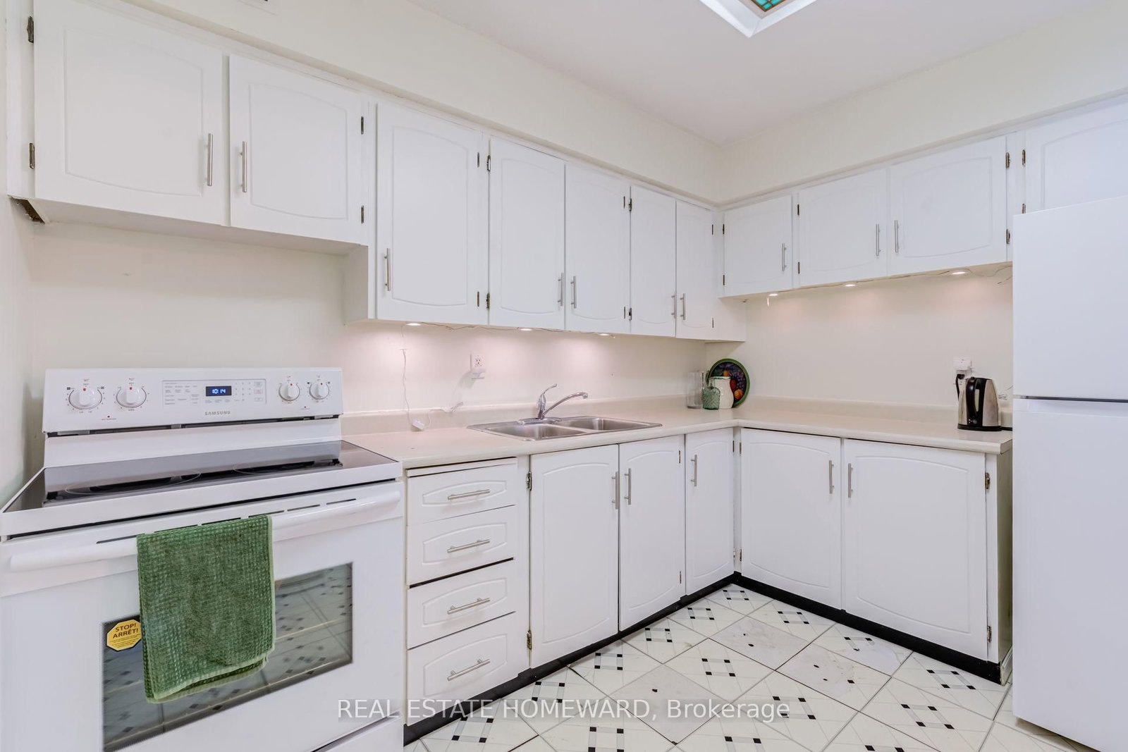 60 Southport Street • #218 • Toronto, ON photo 12