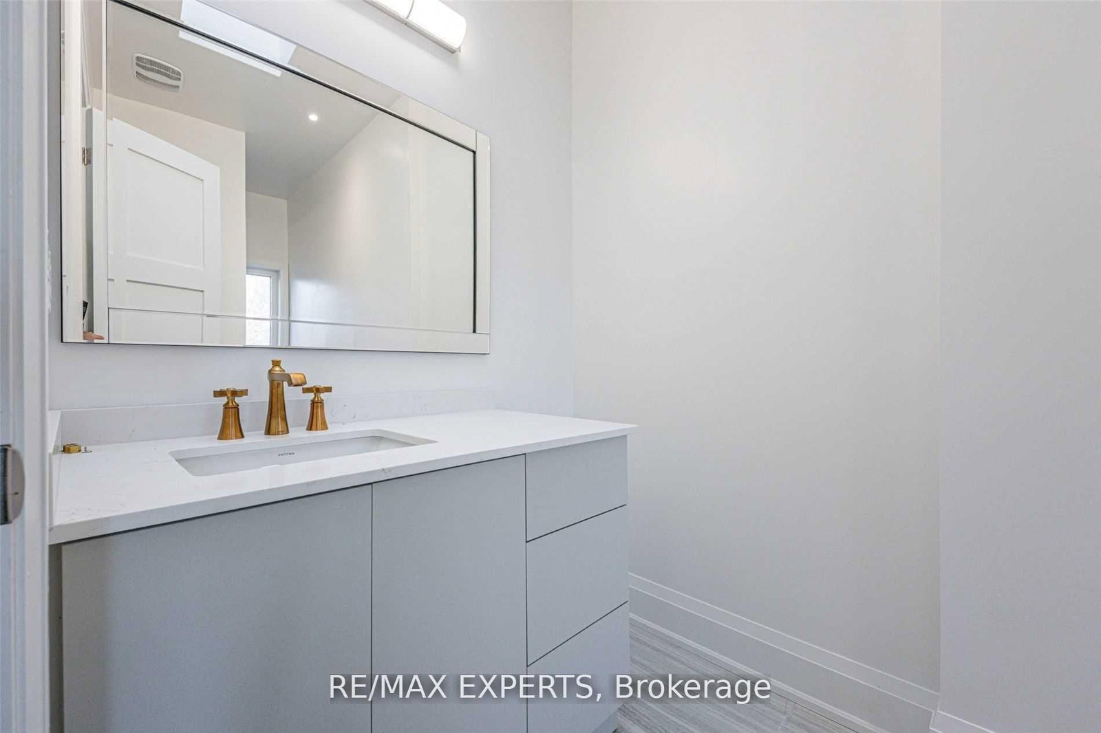 55 Muir Avenue • Toronto, ON photo 12