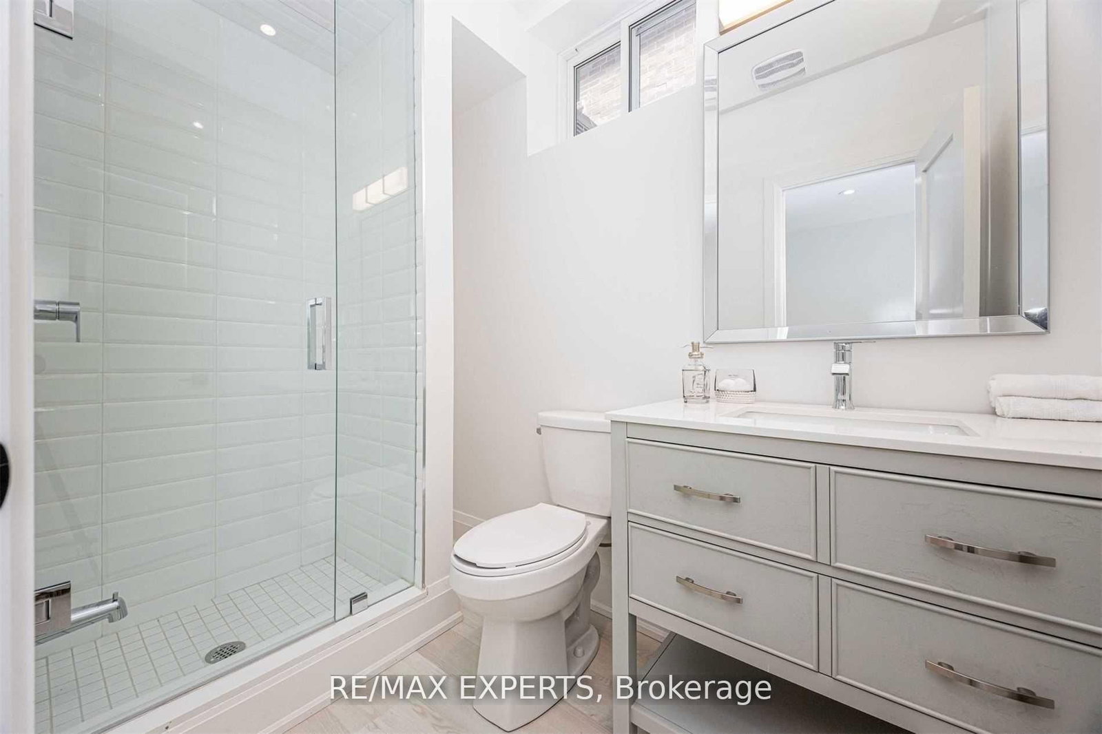 55 Muir Avenue • Toronto, ON photo 16