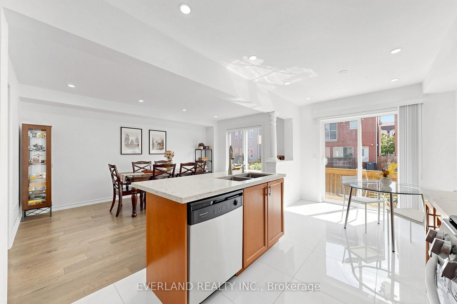 102 Nahani Way, Mississauga, view 10
