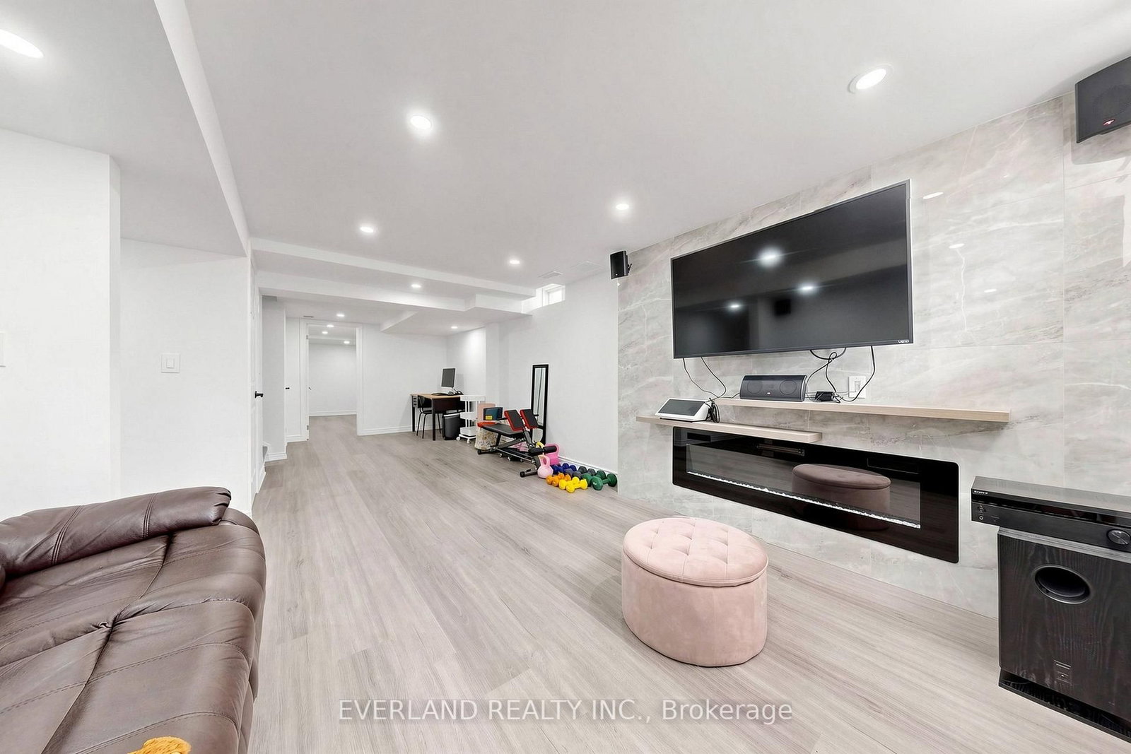 102 Nahani Way, Mississauga, view 35