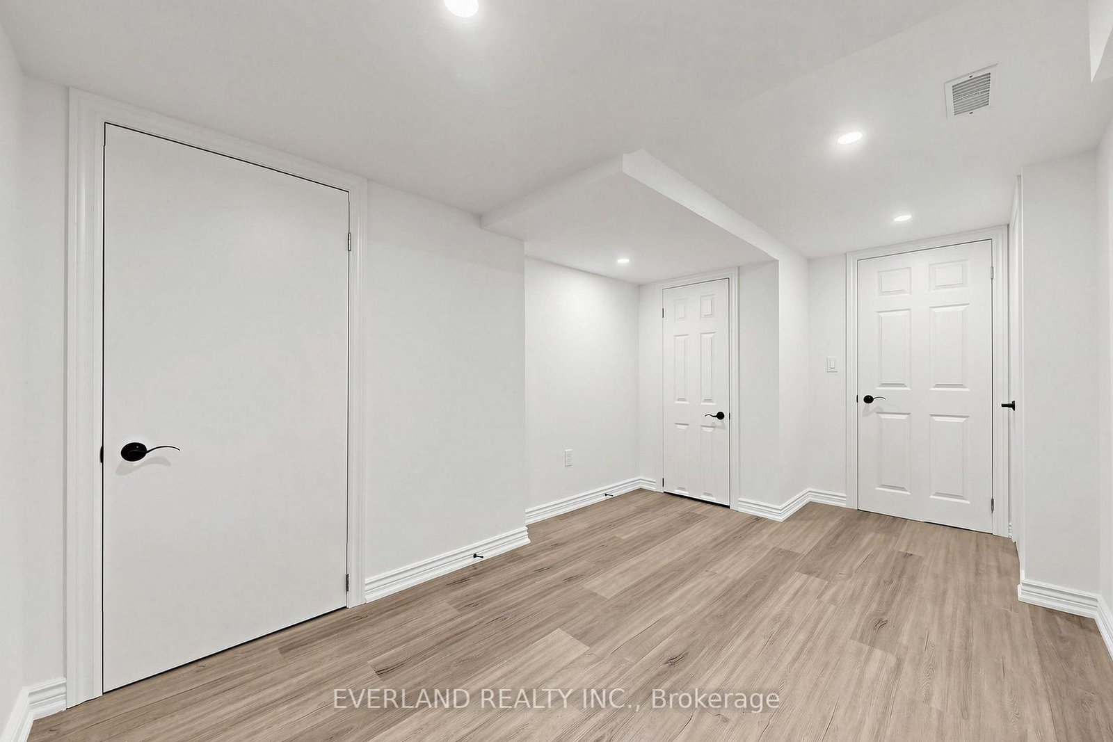 102 Nahani Way, Mississauga, view 42
