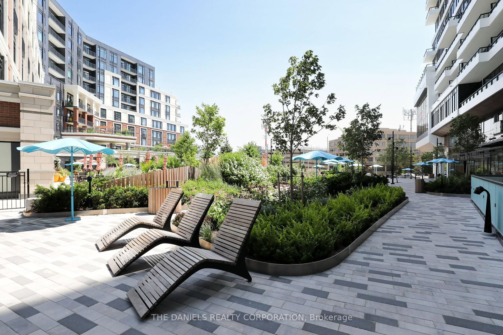 924-2485 Eglinton Ave, Mississauga, view 8