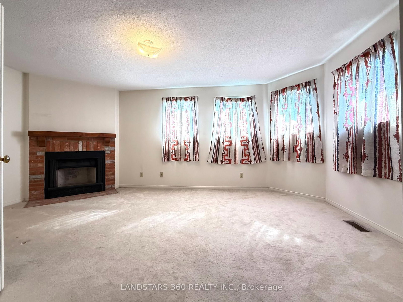 4535 Gullfoot Circle • Mississauga, ON photo 10