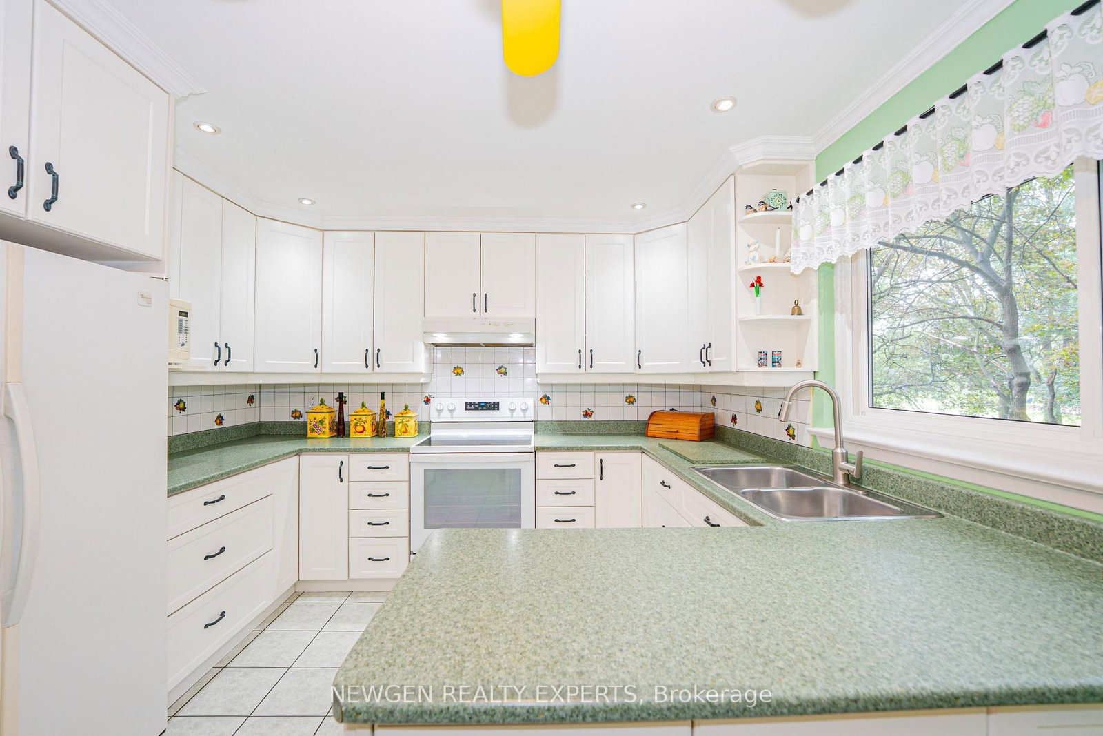 46 Dearbourne Boulevard • #56 • Brampton, ON photo 14