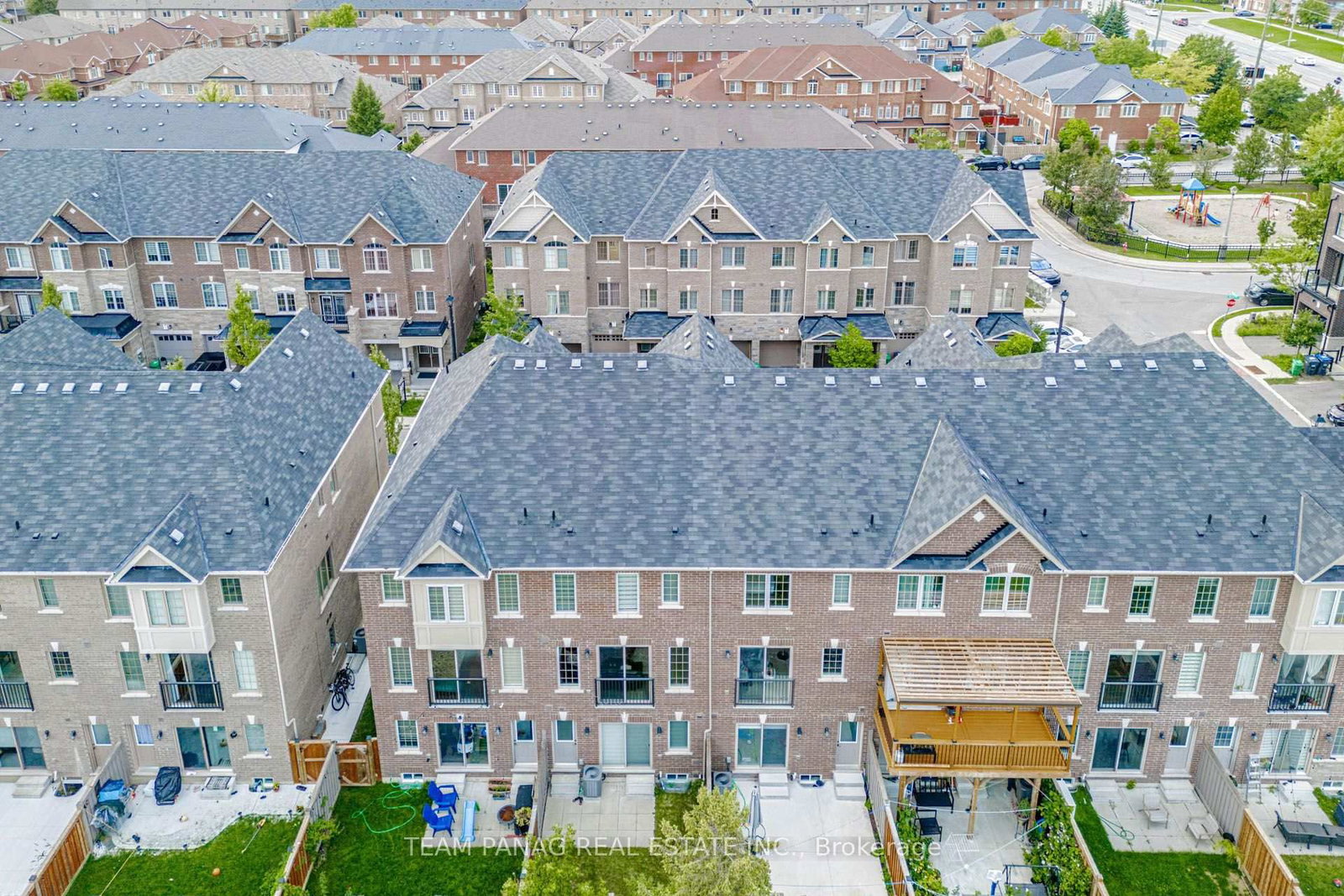 9 Faye Street • Brampton, ON photo 44