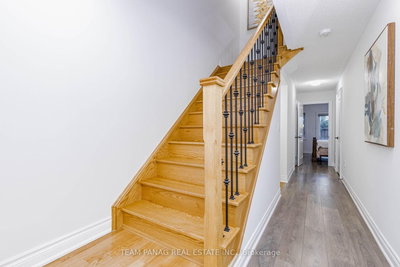 9 Faye Street • Brampton, ON photo 5