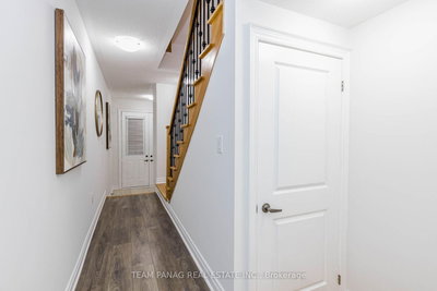 9 Faye Street • Brampton, ON photo 6