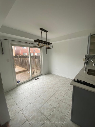 71 Jessop Drive • Brampton, ON photo 4