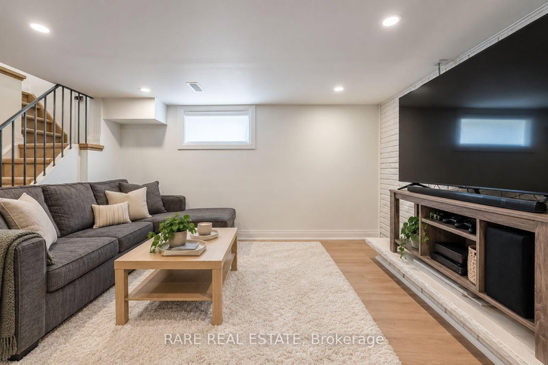1 - 27 Fairbank Avenue
