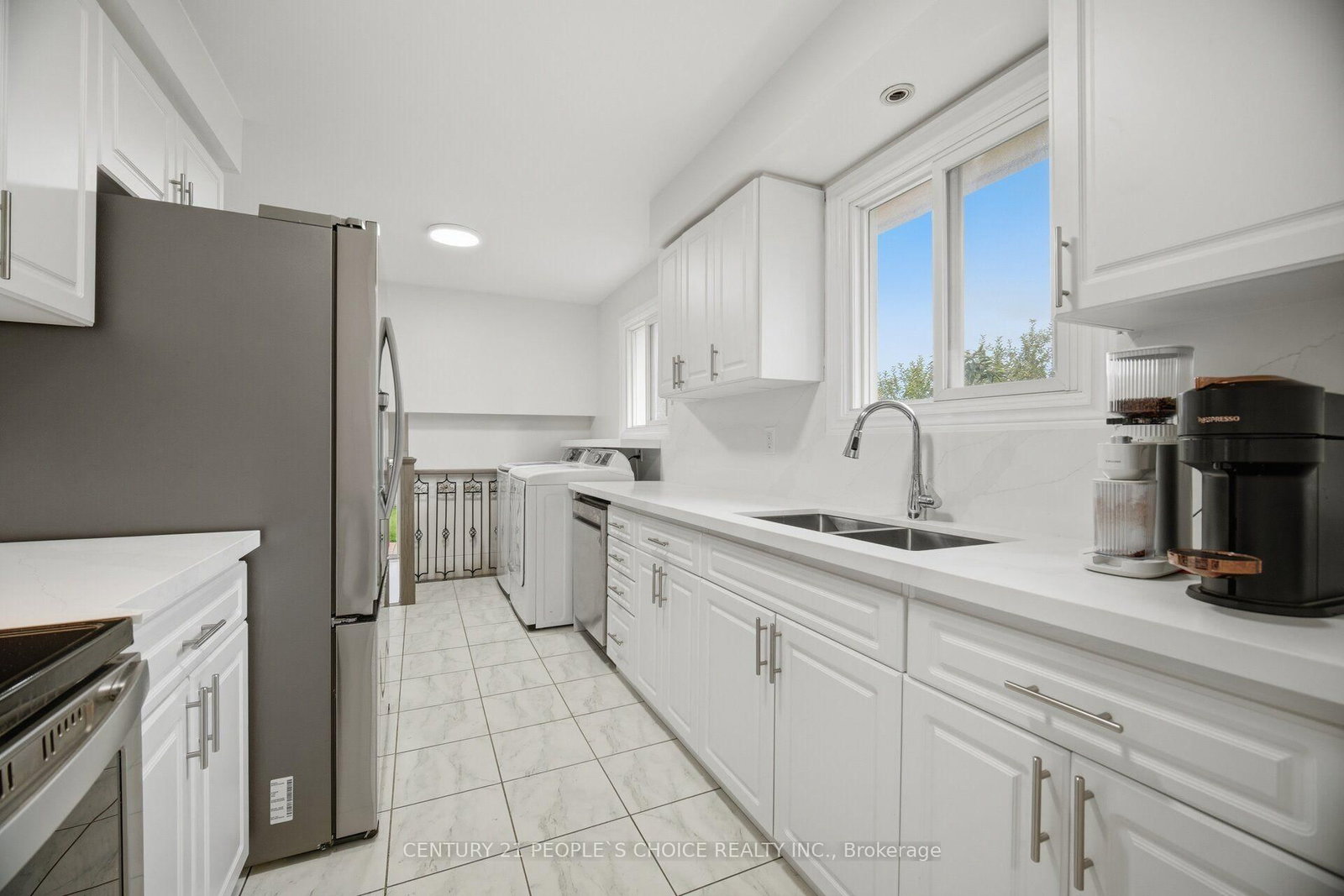 578 Cavell Drive • Mississauga, ON photo 12