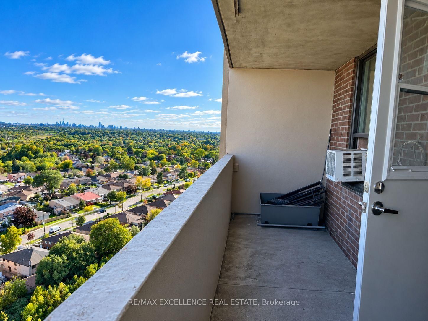 3390 Weston Road • #2105 • Toronto, ON photo 16