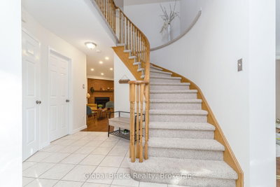 6190 Saltmarsh Mississauga,ON L5N 5V8 — Photo 17
