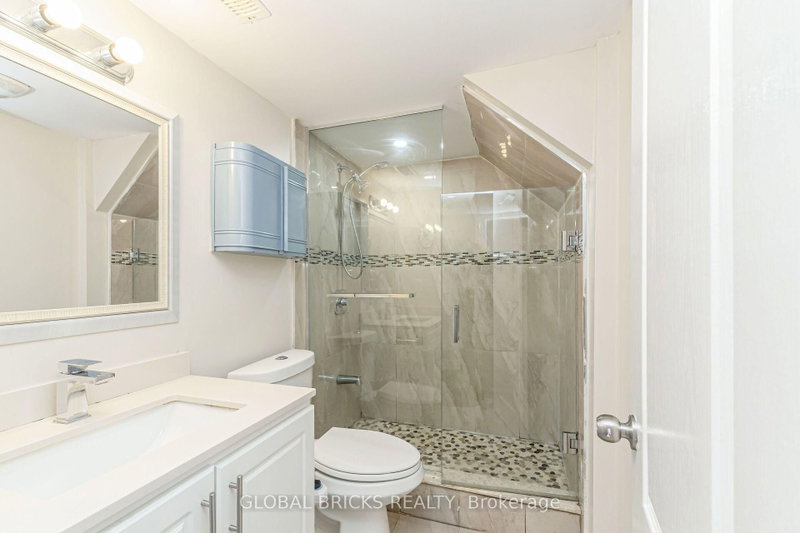 6190 Saltmarsh Mississauga,ON L5N 5V8 — Photo 36