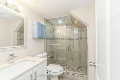 6190 Saltmarsh Mississauga,ON L5N 5V8 — Photo 36
