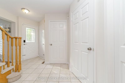 6190 Saltmarsh Court • Mississauga, ON photo 4