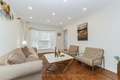 6190 Saltmarsh Court • Mississauga, ON photo 5