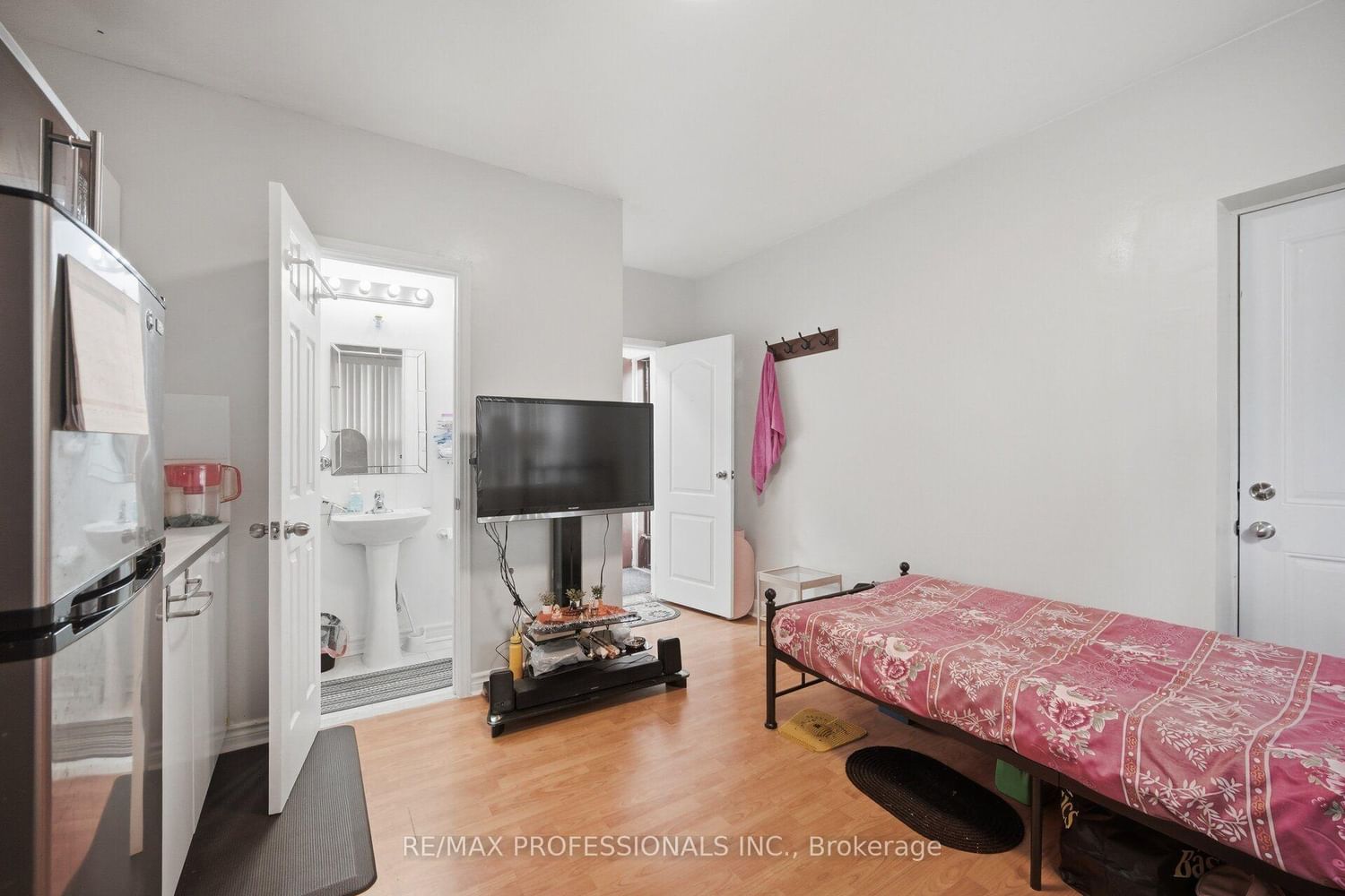 53 Wilmar Road • Toronto, ON photo 26
