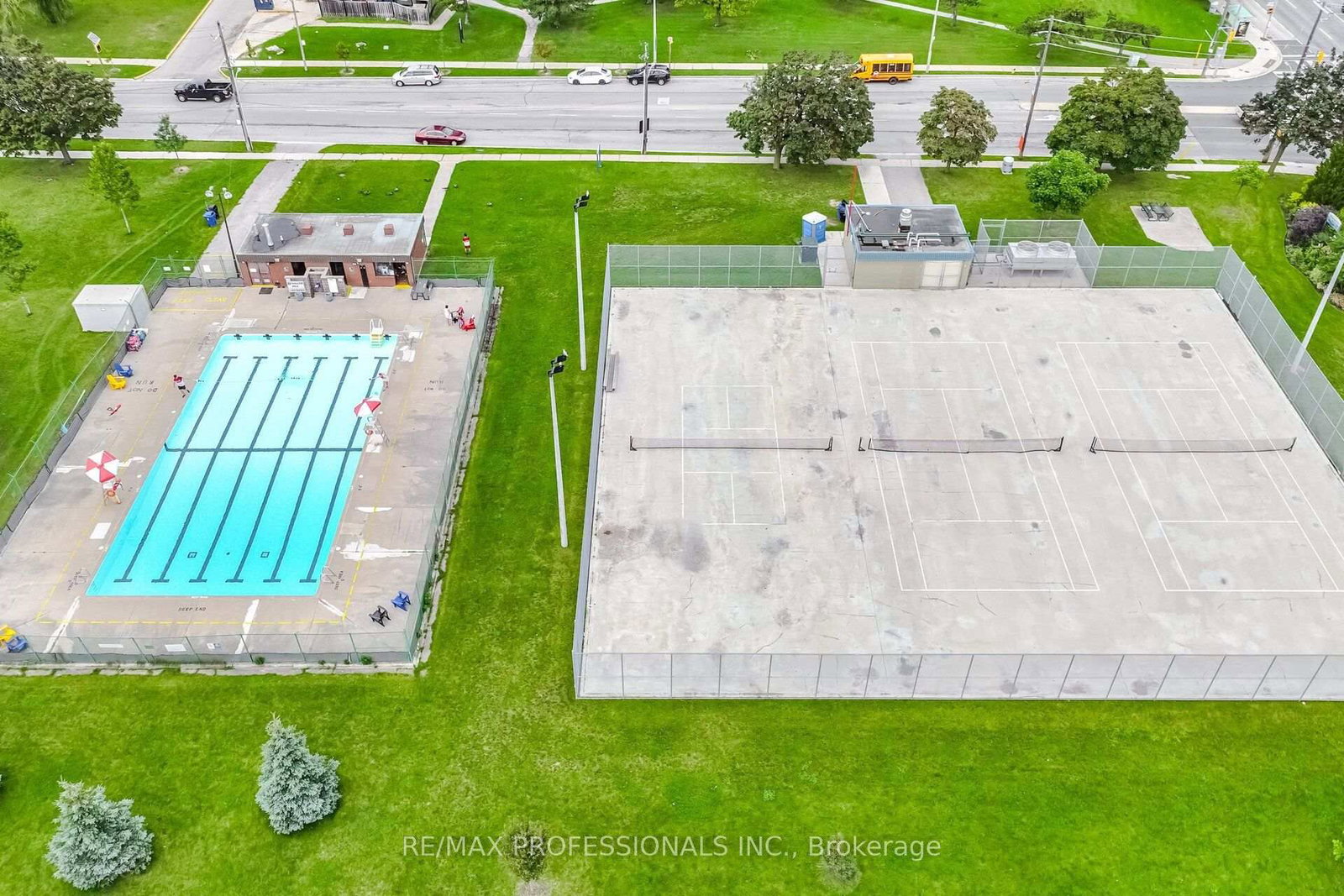 19 Earldown Drive • Toronto, ON photo 48