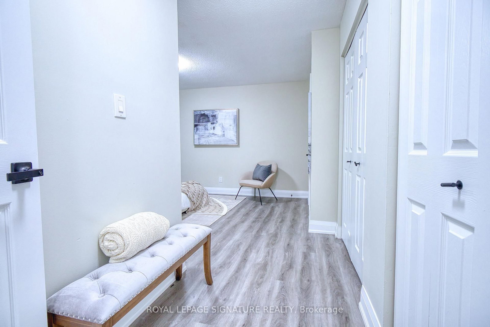 1414 Harmsworth Square • Oakville, ON photo 22