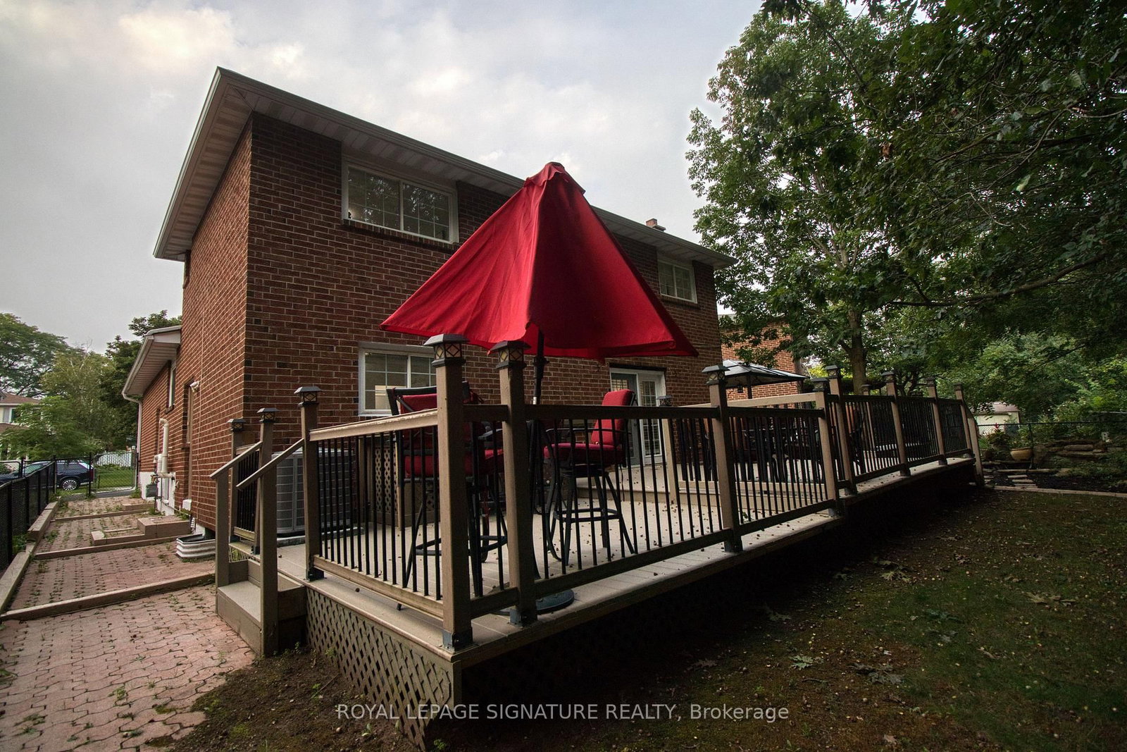 1414 Harmsworth Square • Oakville, ON photo 44