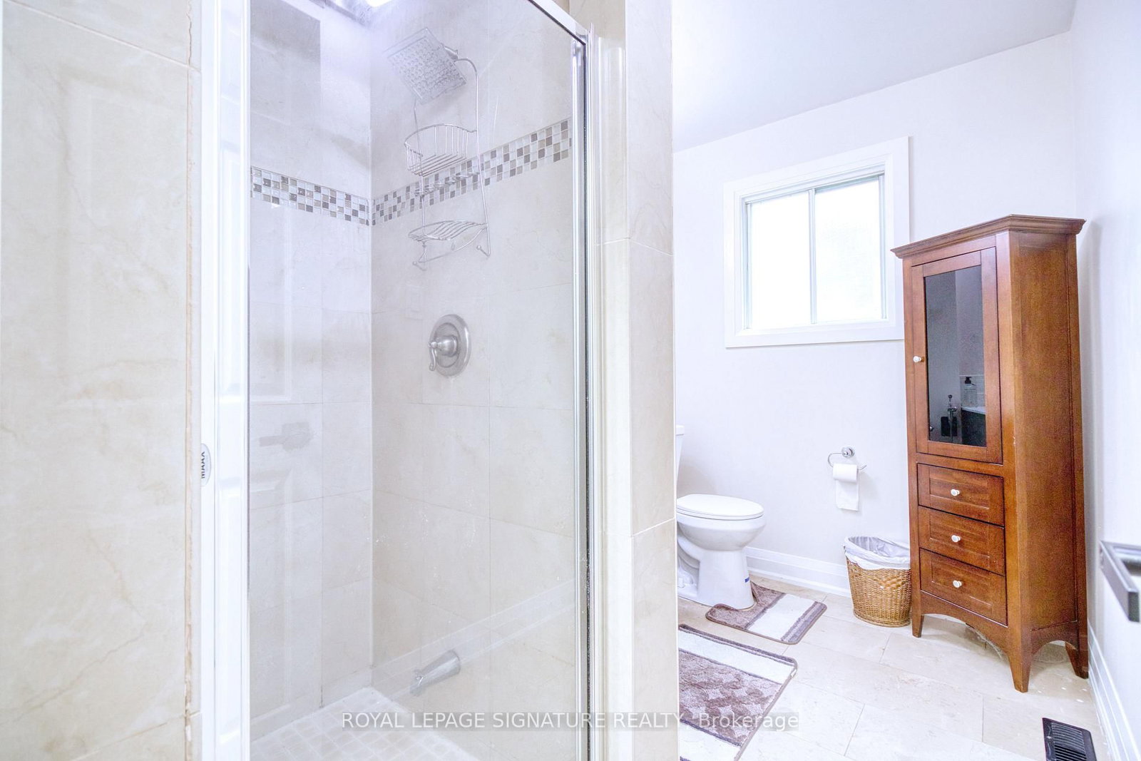 1414 Harmsworth Square • Oakville, ON photo 50