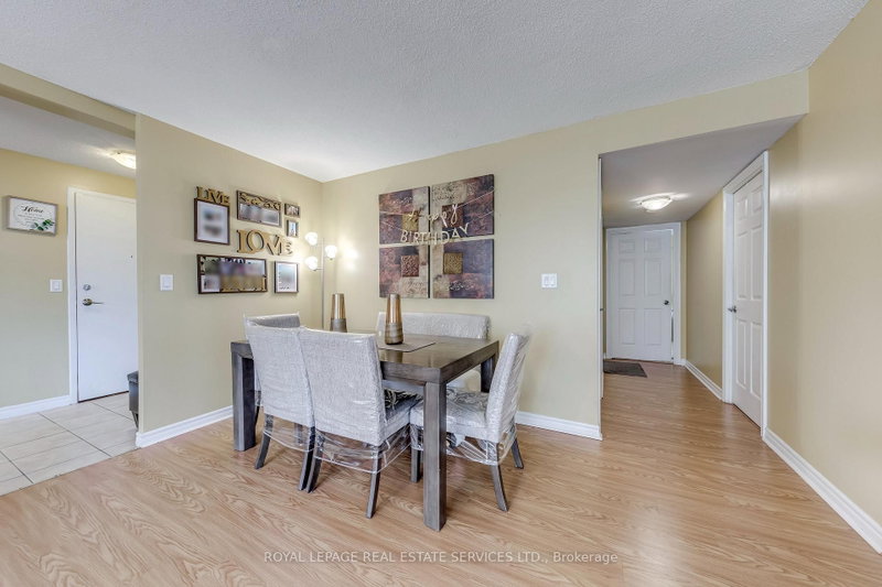3888 Duke Of York Mississauga,ON L5B 4P5 — Photo 11