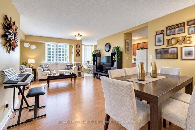 3888 Duke Of York Mississauga,ON L5B 4P5 — Photo 12