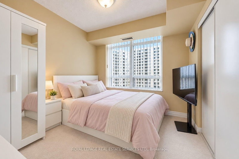 3888 Duke Of York Mississauga,ON L5B 4P5 — Photo 15
