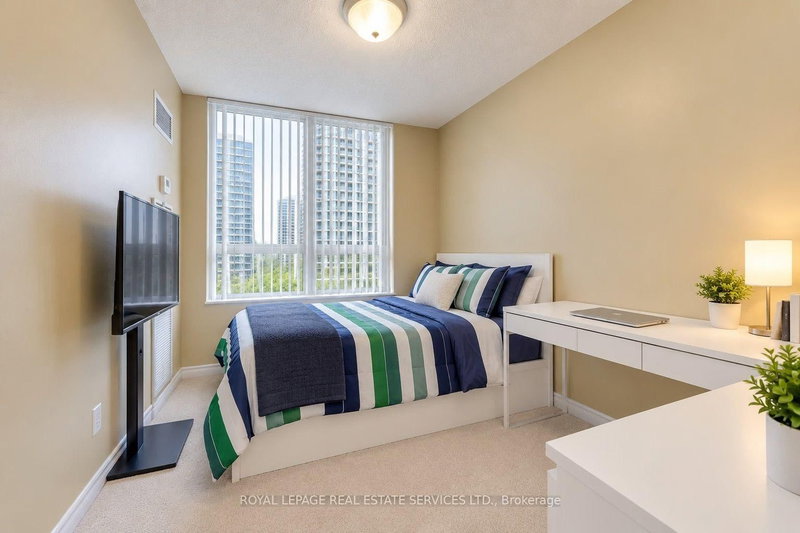 3888 Duke Of York Mississauga,ON L5B 4P5 — Photo 16
