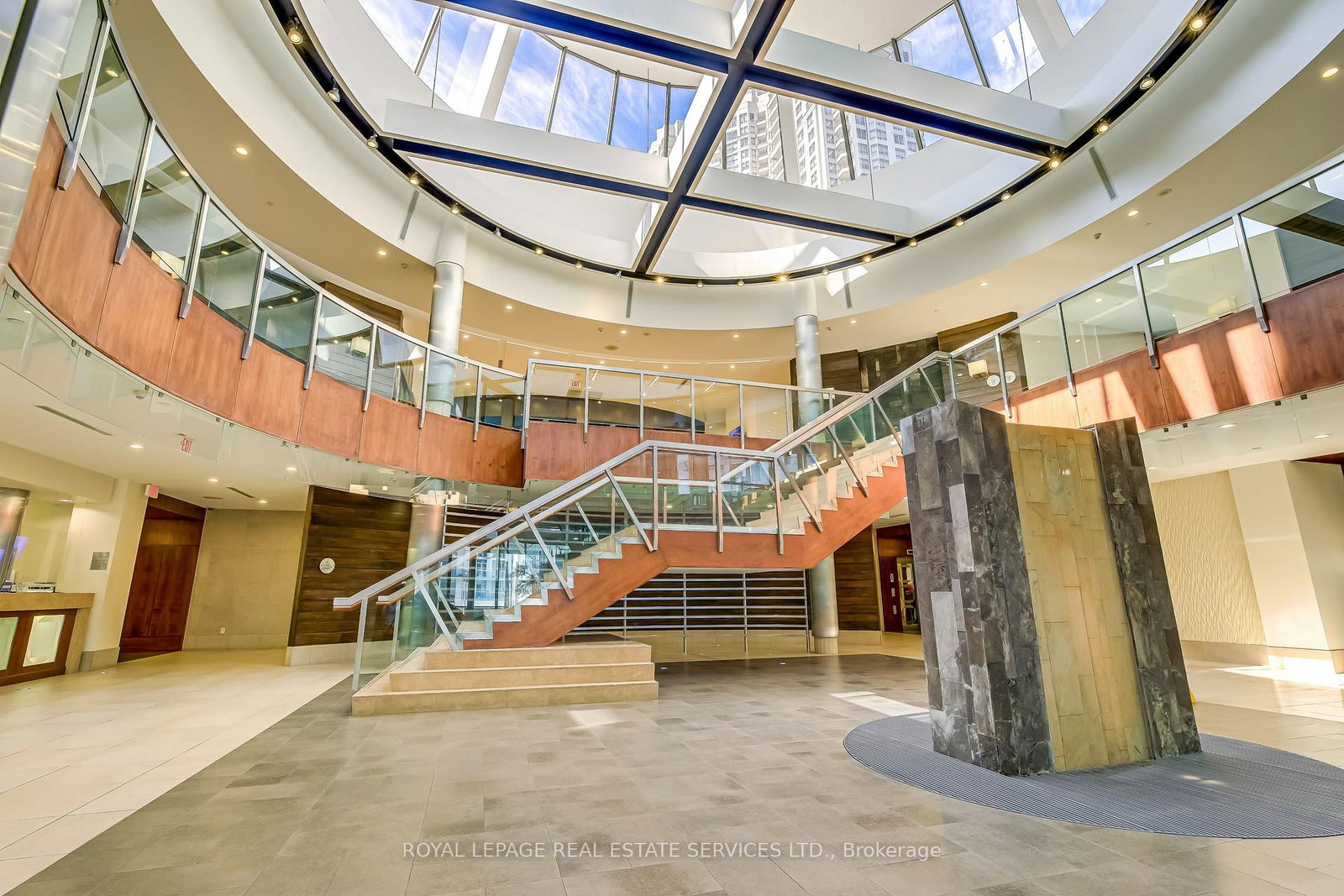 3888 Duke Of York Boulevard • #1433 • Mississauga, ON photo 3
