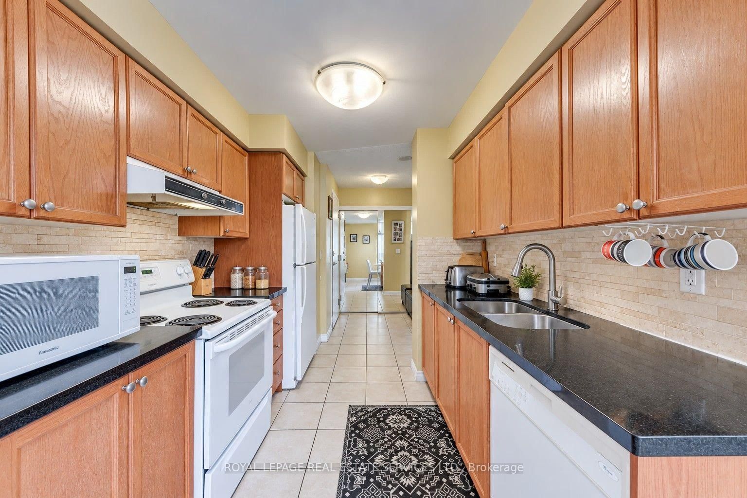 3888 Duke Of York Boulevard • #1433 • Mississauga, ON photo 5