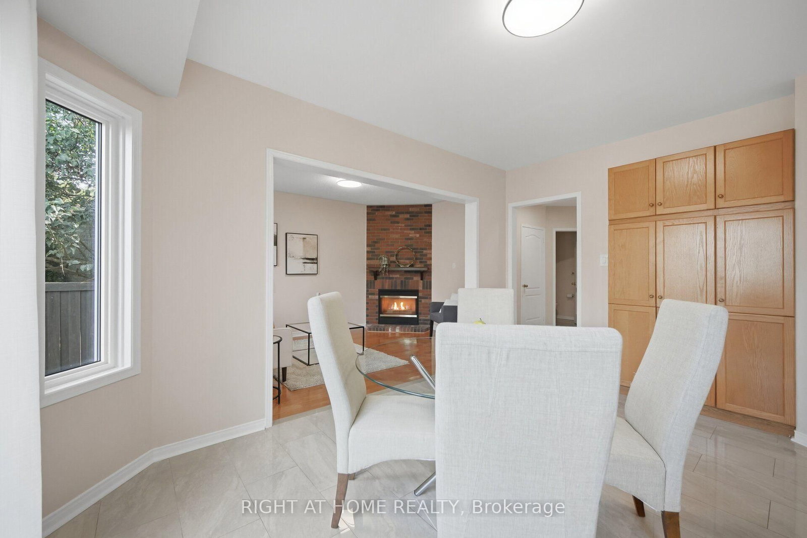 975 Mantle Crescent • Mississauga, ON photo 14