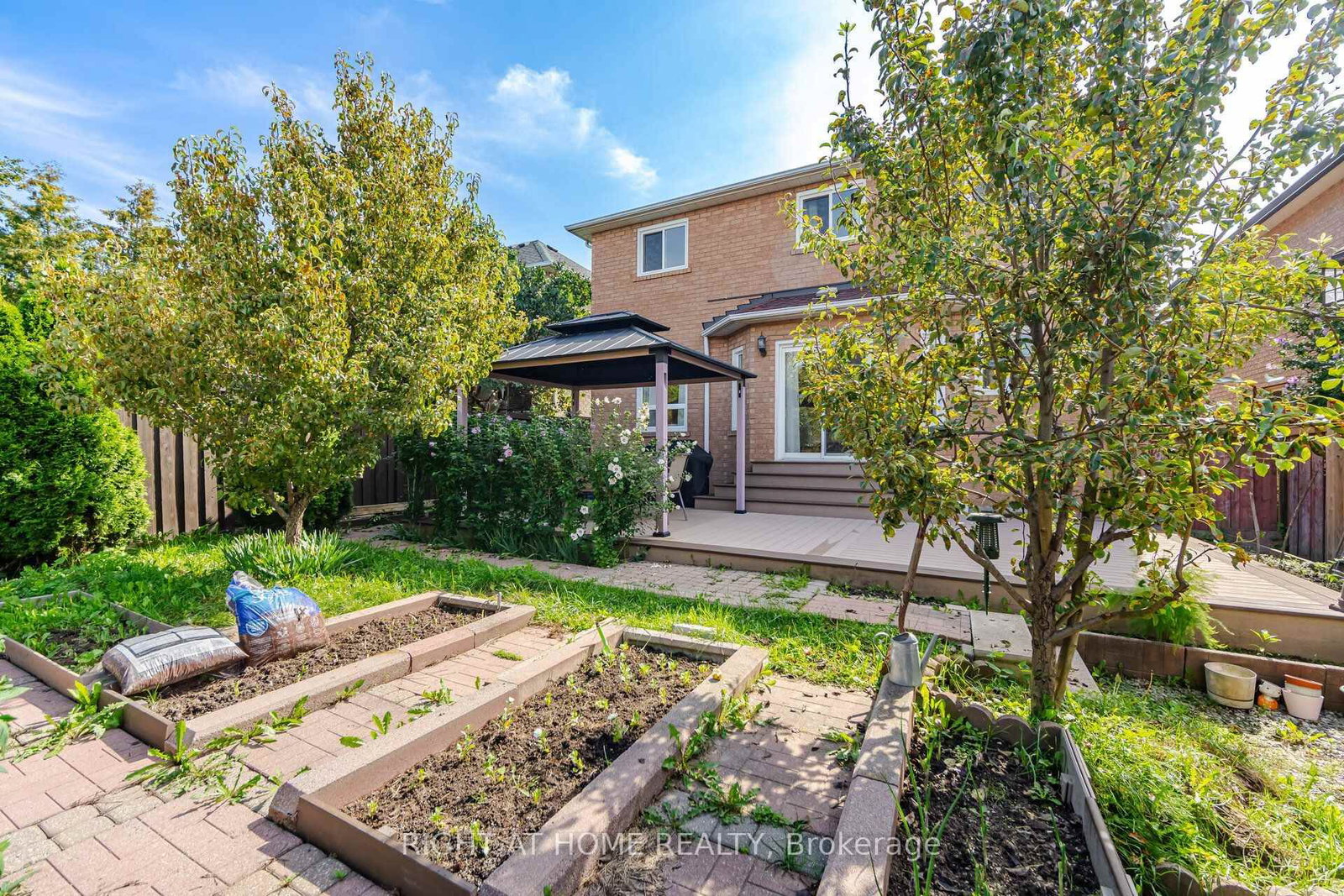 975 Mantle Crescent • Mississauga, ON photo 35