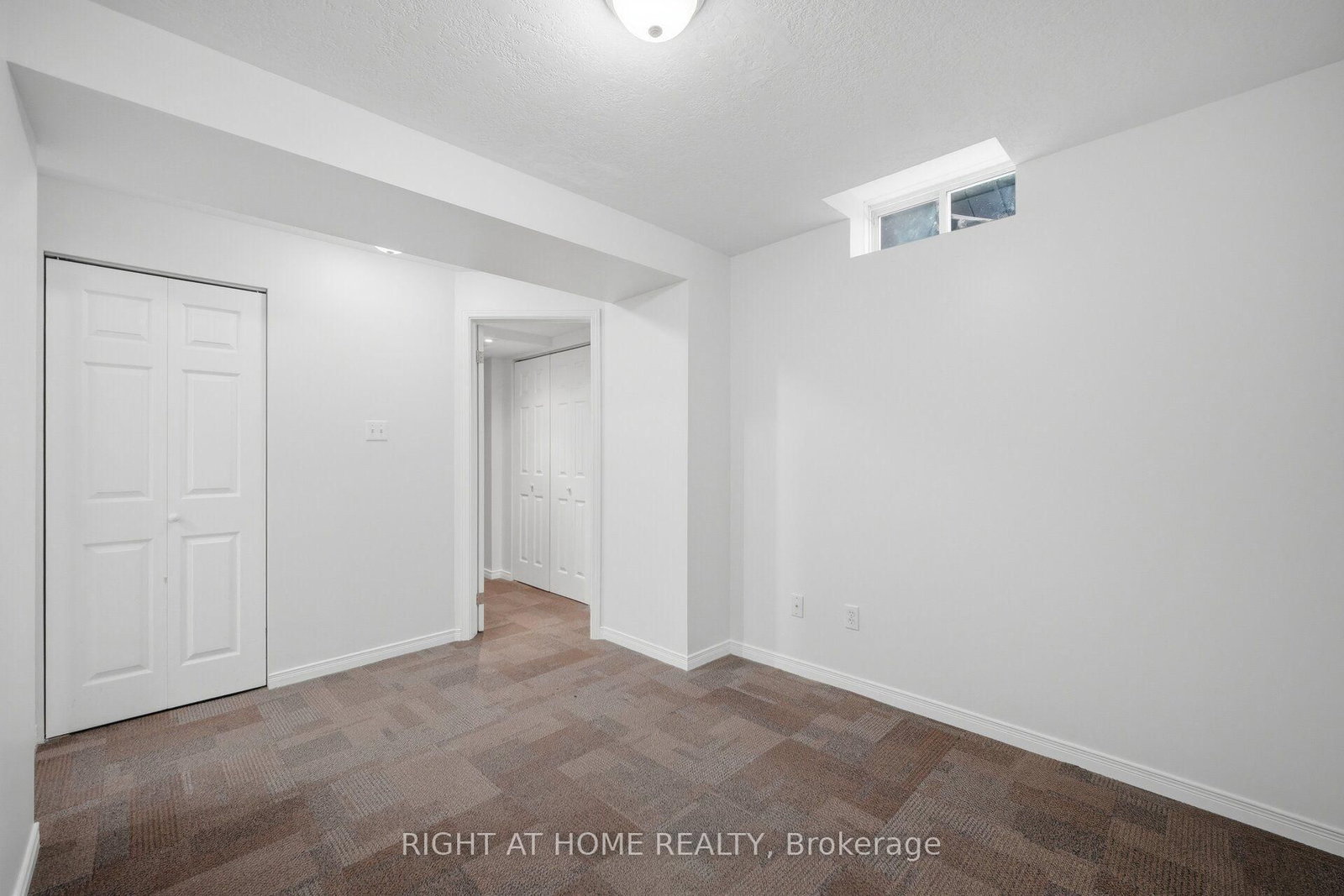 975 Mantle Crescent • Mississauga, ON photo 44