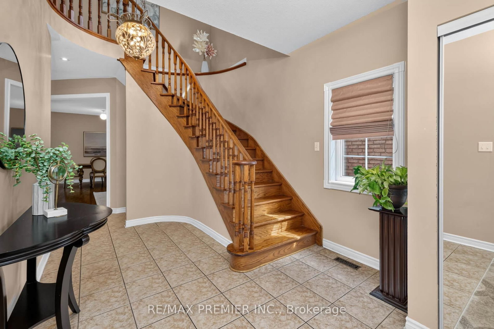 19 Timberwolf Road • Brampton, ON photo 5