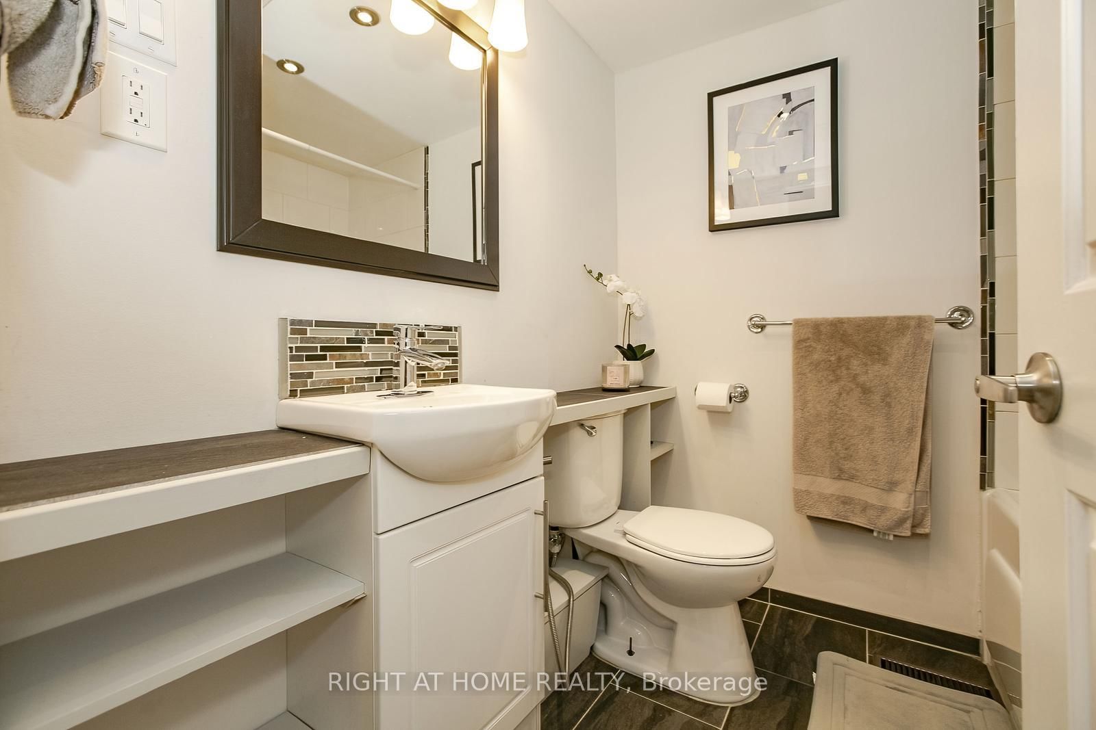 1080 Walden Circle • #75 • Mississauga, ON photo 44