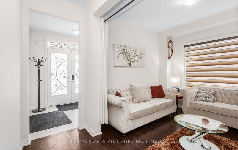 49 Bucksaw Brampton,ON L7A 4R3 — Photo 4
