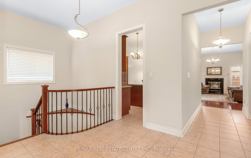 15 Concorde Brampton,ON L6P 1V3 — Photo 15