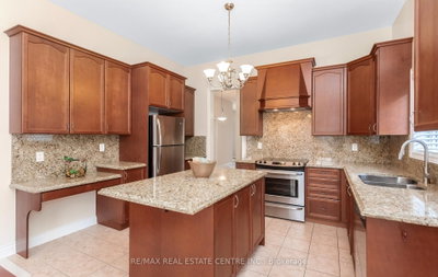 15 Concorde Brampton,ON L6P 1V3 — Photo 28