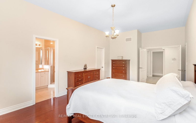 15 Concorde Brampton,ON L6P 1V3 — Photo 33