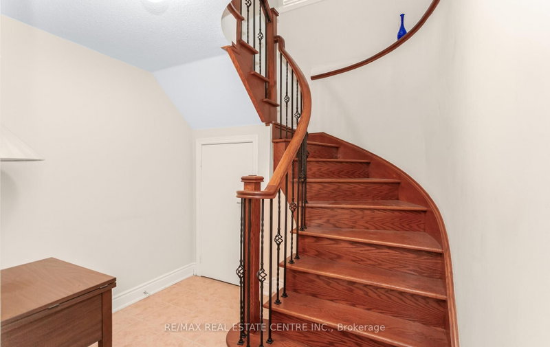 15 Concorde Brampton,ON L6P 1V3 — Photo 43