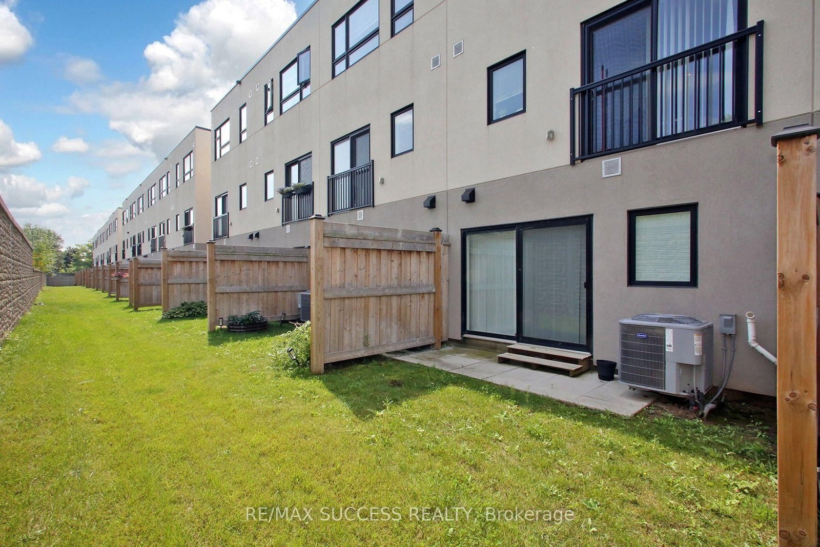 1121 Cooke Boulevard • #76 • Burlington, ON photo 28