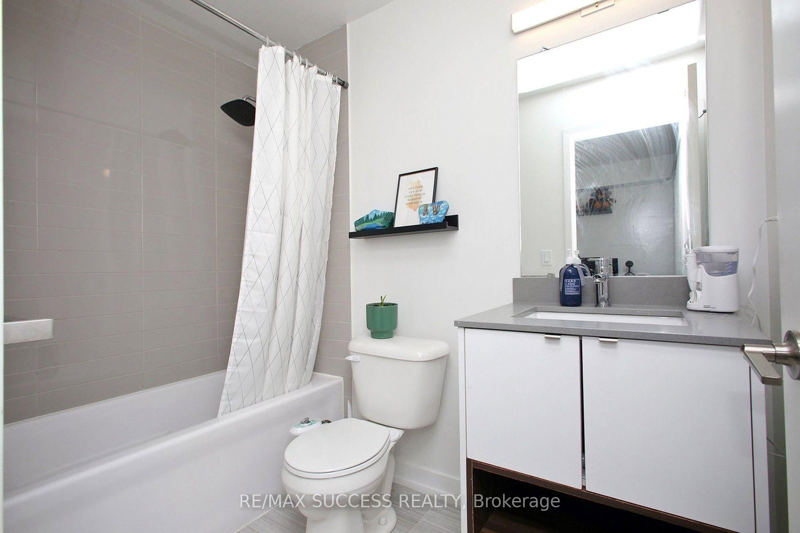 1121 Cooke Boulevard • #76 • Burlington, ON photo 4