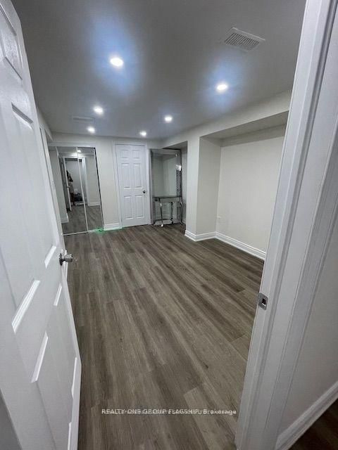 3665 Colonial upper Dr, Mississauga, view 8