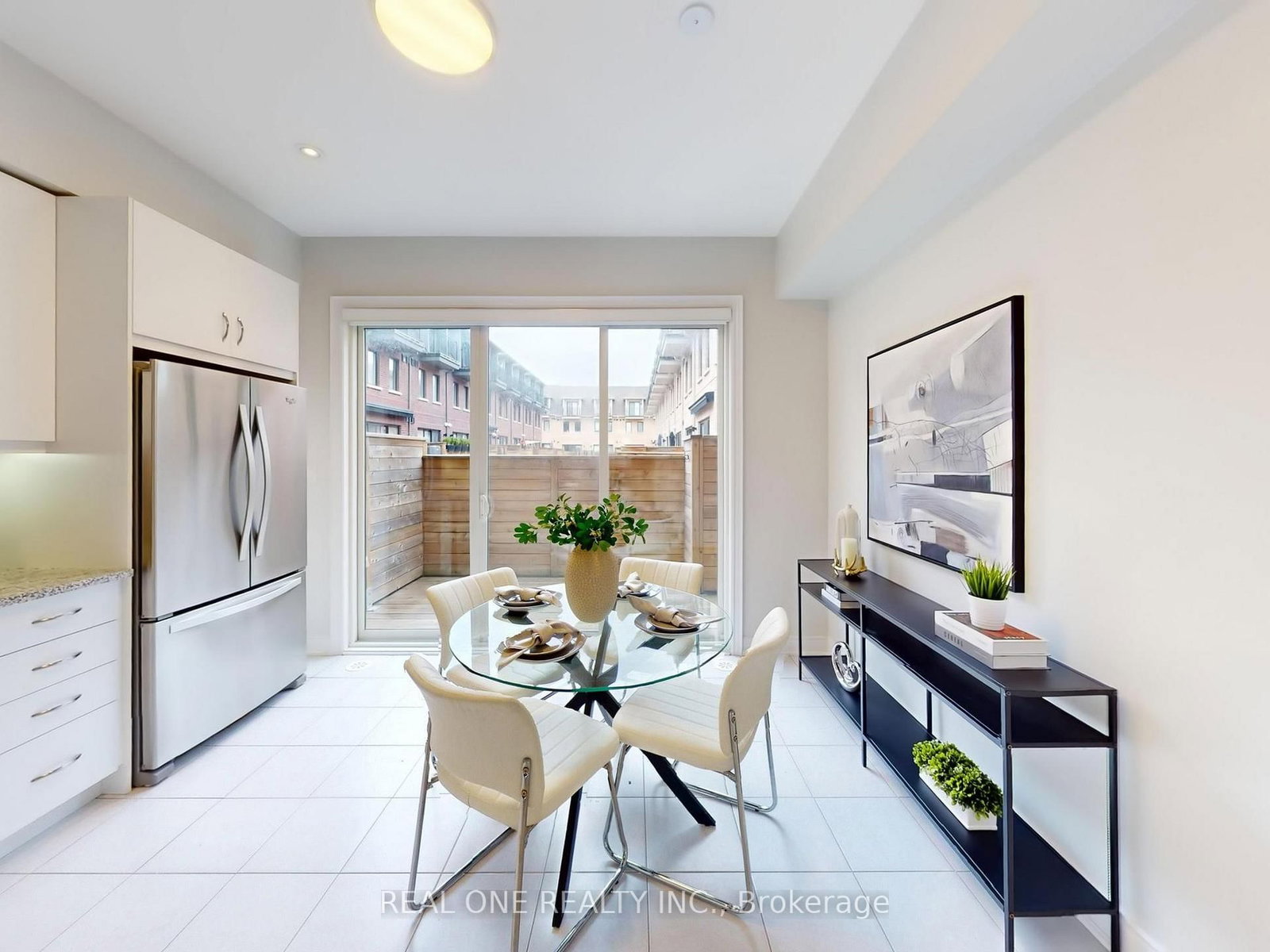 2161 Lillykin Street • Oakville, ON photo 16