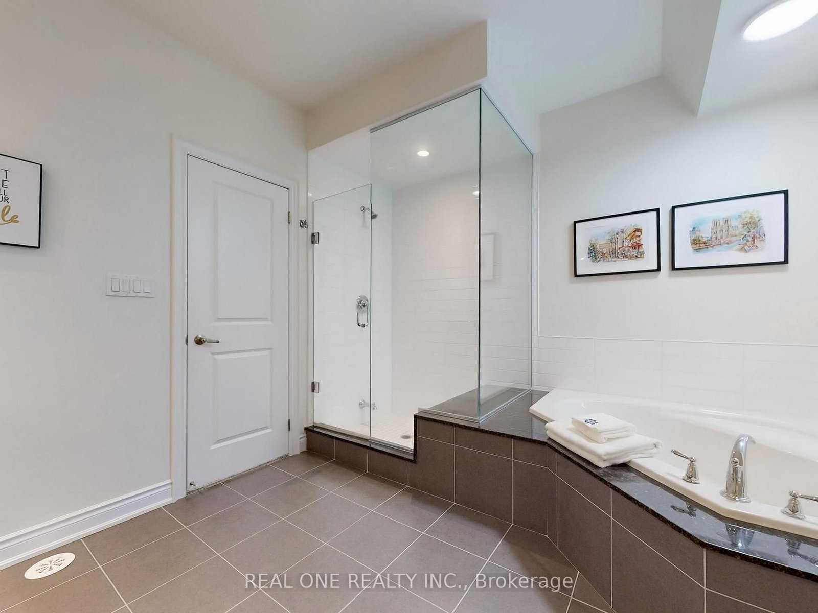 2161 Lillykin Street • Oakville, ON photo 32